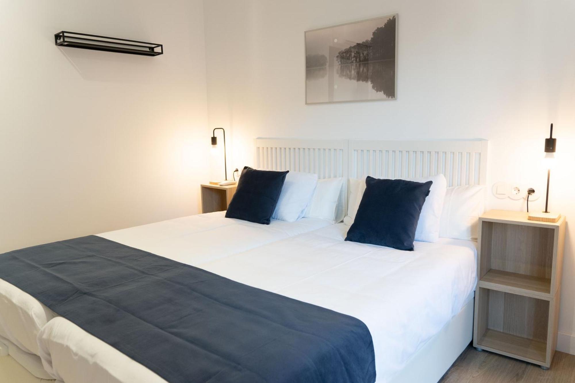 Apartamentos Mlc Ciudad De Linares Linares  Eksteriør billede